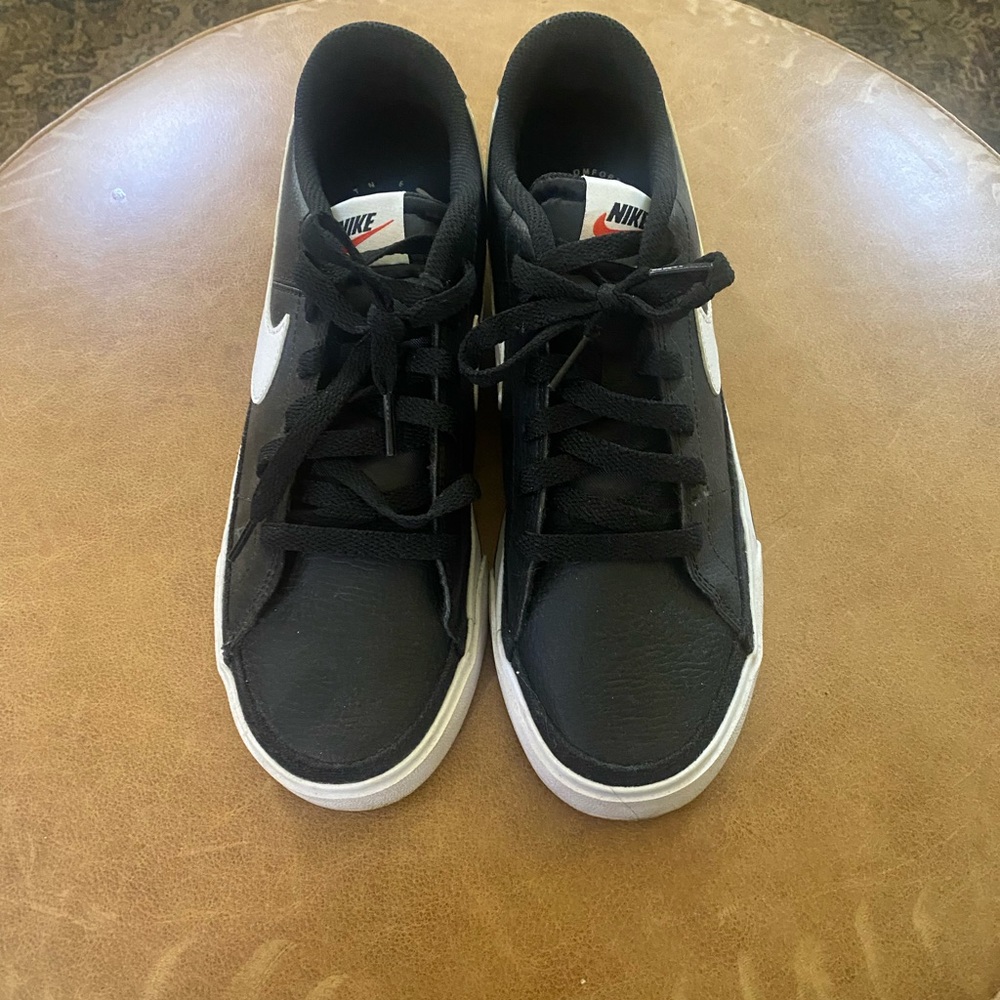 Nike Court Legacy Mens Size 9.5